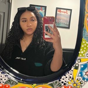 Meet your Posher, Stephany